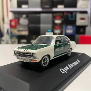 1.6 SR 1974 German Police Car Alloy Series Model 1 43 Scale Static Hobby Model for Home D??cor Sports car prodigious impractical touch office hook Metal Model for Opel Ascona A 