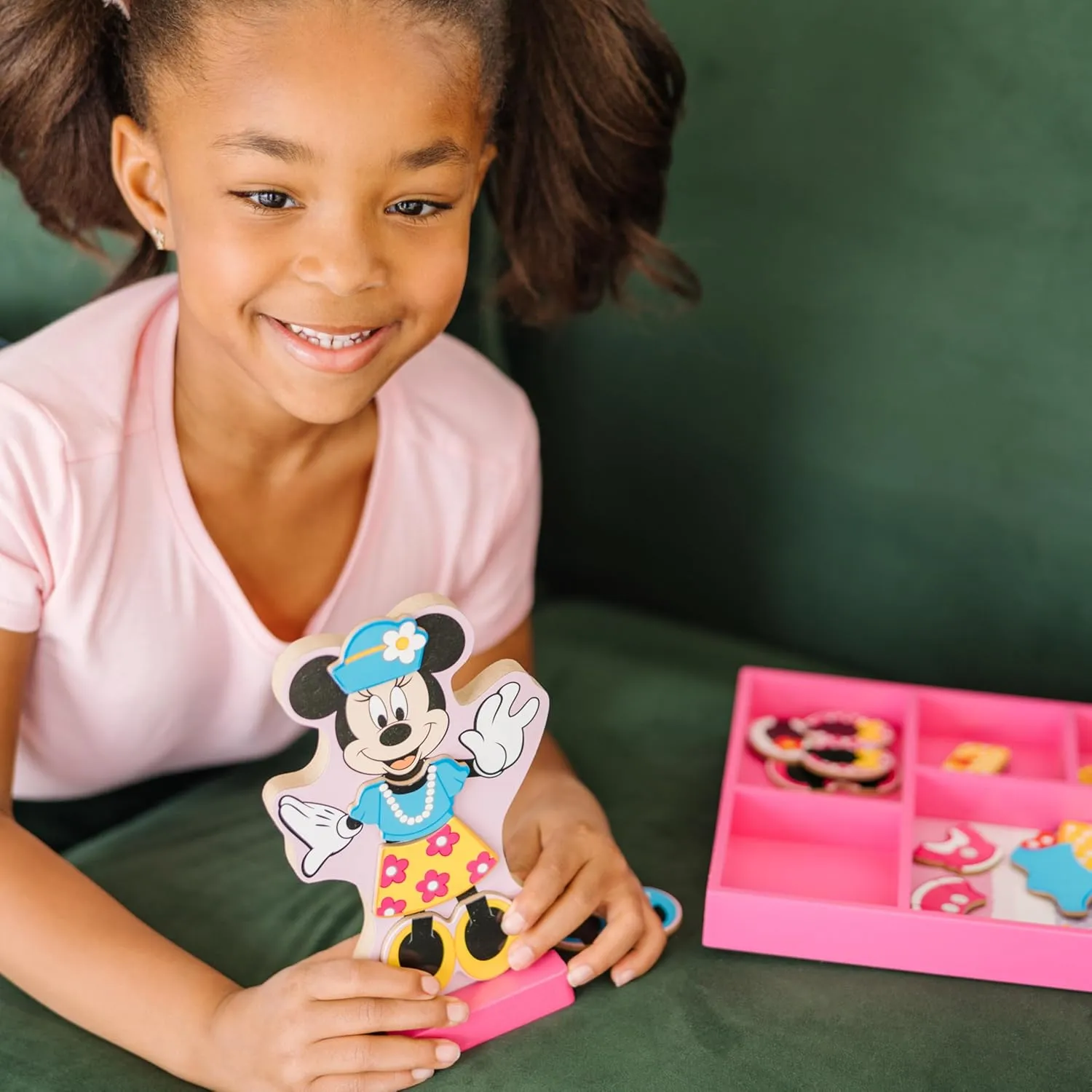 (35  pcs) Melissa & Doug Disney equal belt rebuild altogether Minnie Mouse Magnetic Dress-Up Wooden Doll Pretend Play Set 