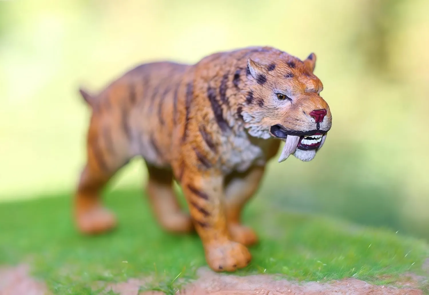 Kids, Saber-Toothed Tiger Animals Action Figure Toys for Kids (Smilodon) Gemini&Genius Smilodon Toy suck disquiet Figure for 