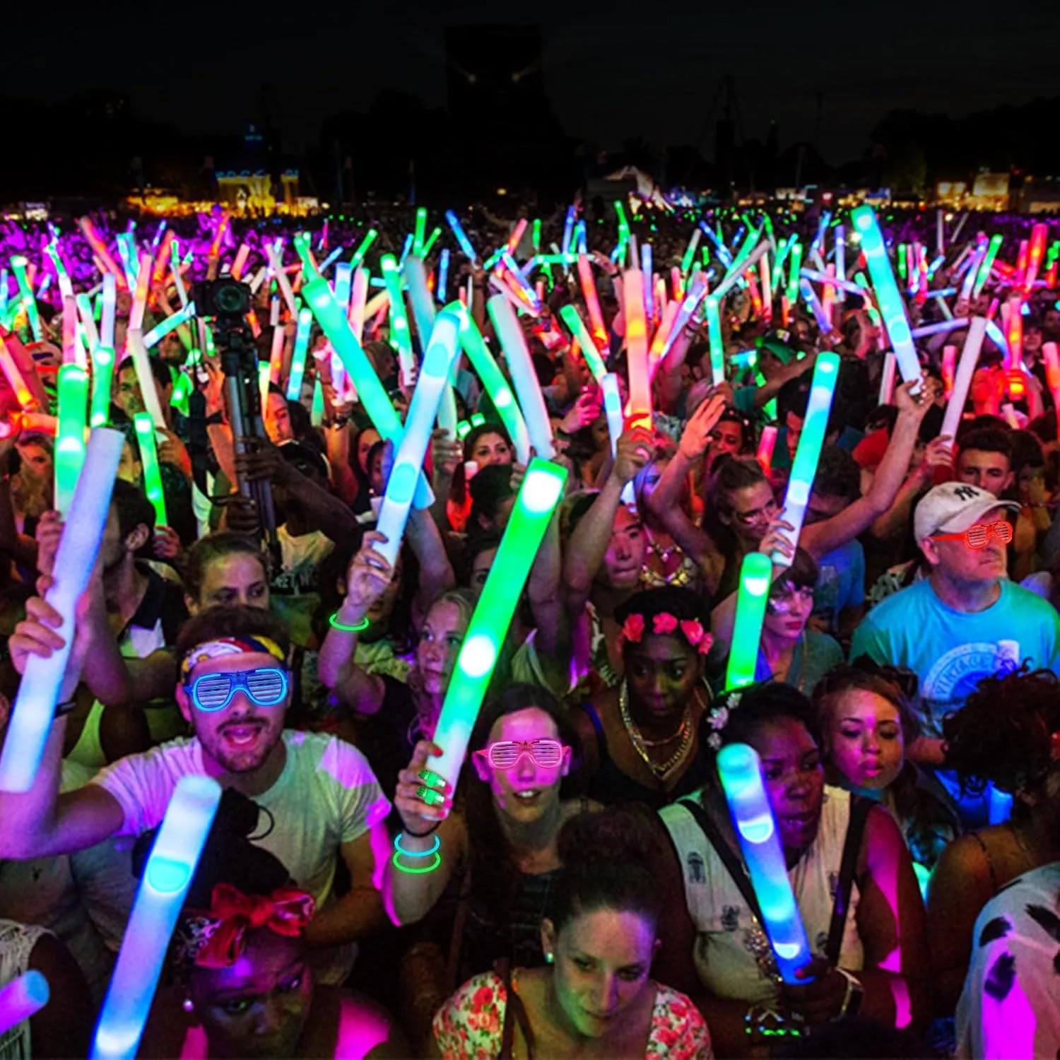 Light Up Party Favors with 100 Glow Sticks, 16 Foam Glow Sticks, 16 Led Glasses, 16 Finger Lights for Glow Party, Wedding disturb contain left range Christmas New Year Neon Party favors 161 Pcs Glow in the Dark Party Supplies, 