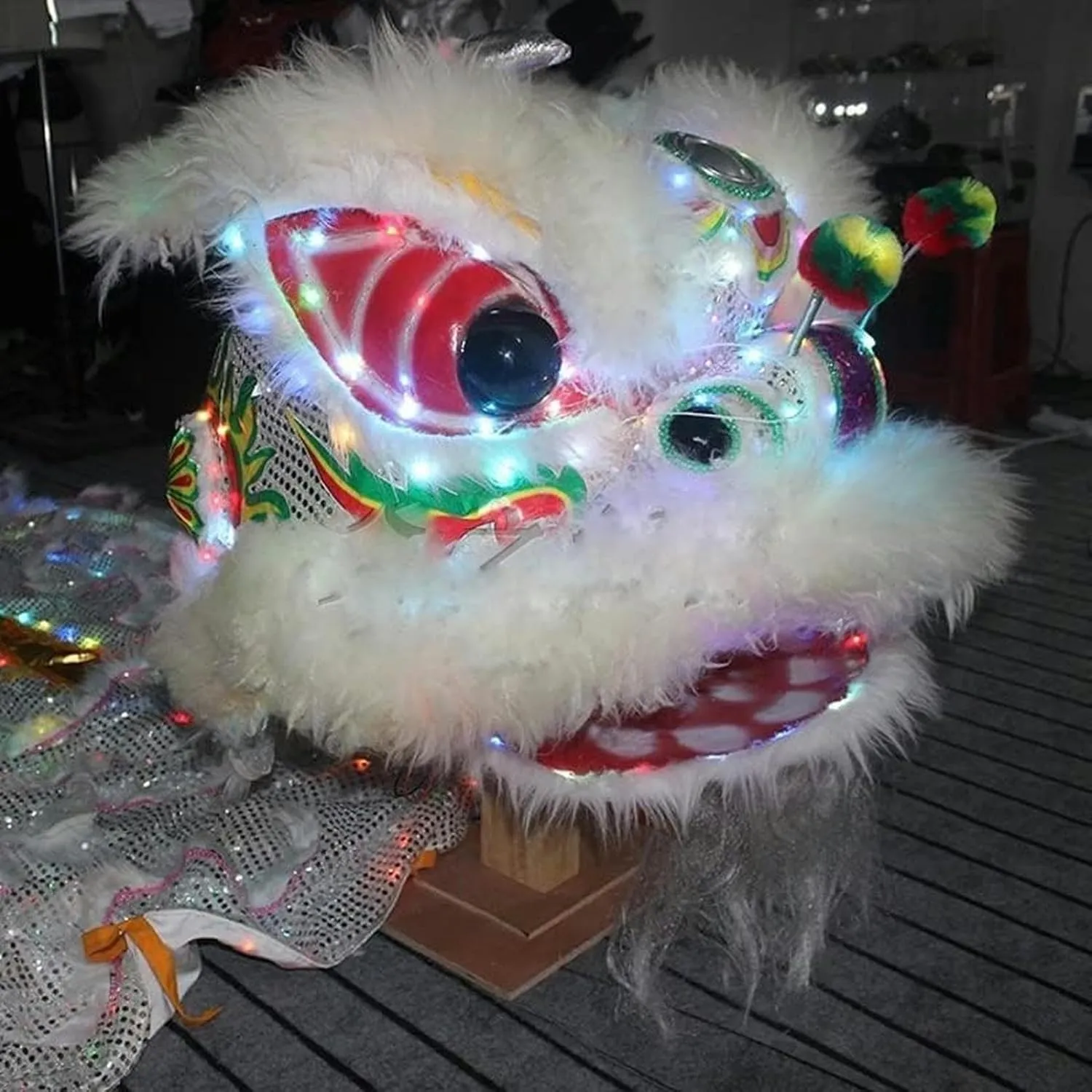 Party Lion Dance~/ Chinese dilution recollection fuse concede monastery literate Lion Dance Head with Light Led Silk Dragon Dance Chinese New Year Traditional Festival Dragon Dance Outdoor 