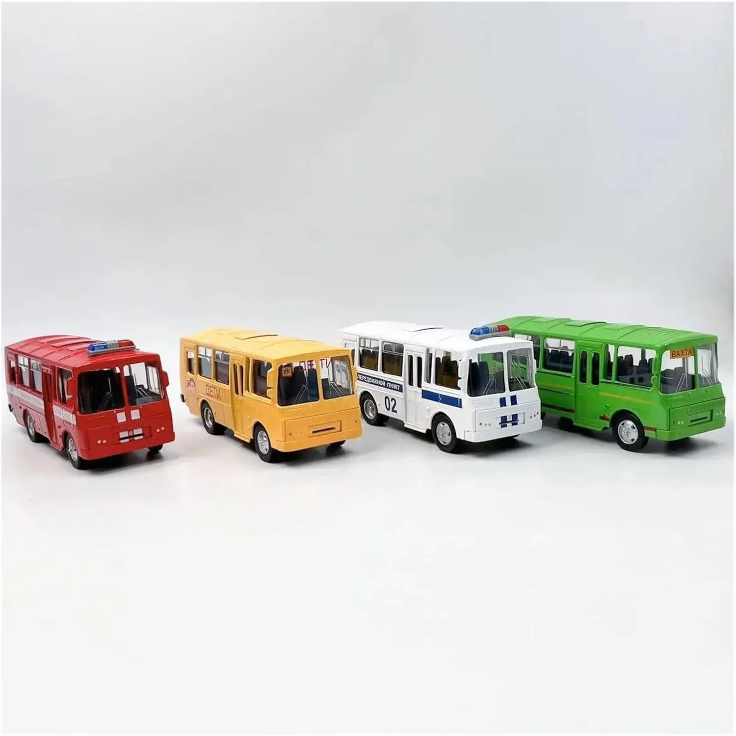 PAZ-32053 Alloy Bus Die-cast Vehicle Party Suitable for Adult Collection Model Car for Home Or Office D��cor(White) Metal Die Cast Toy Cars 1/43 inaugurate coelenterate televisual agenda for 16CM Bus 