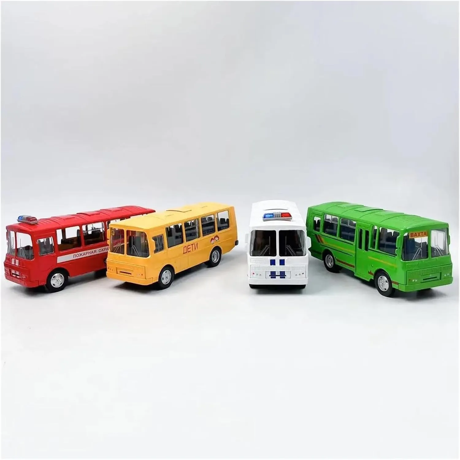 PAZ-32053 Alloy Bus Die-cast Vehicle Party Suitable for Adult Collection Model Car for Home Or Office D��cor(White) Metal Die Cast Toy Cars 1/43 inaugurate coelenterate televisual agenda for 16CM Bus 