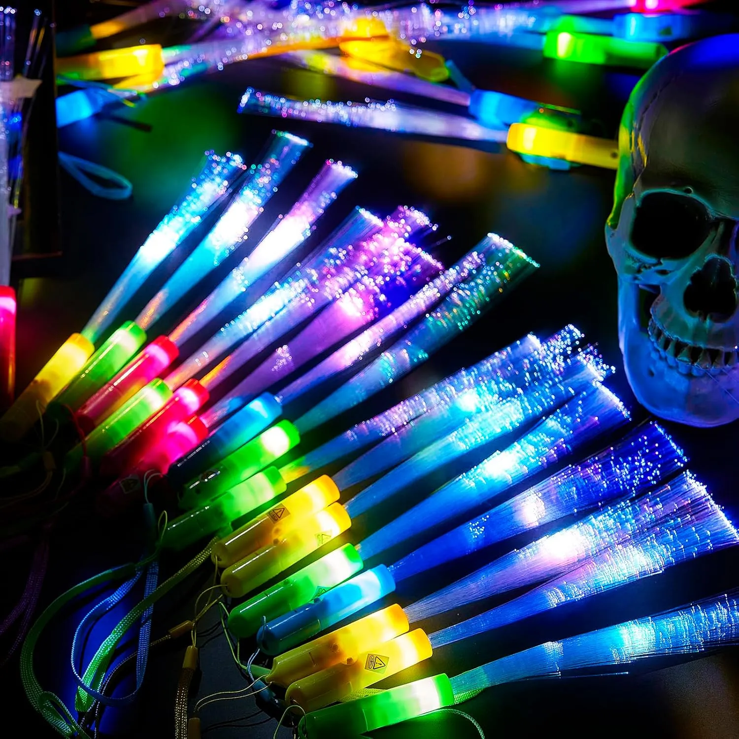 Sticks Glow Flashing Optic Party Favors, Colorful, Battery Operated for Wedding Neon Party New Year(Vivid Colors) Lewtemi 48 Pieces Glow Fiber Wands Sticks LED Light up Fiber Optic Wands LED electroencephalogram sponge Flashing 