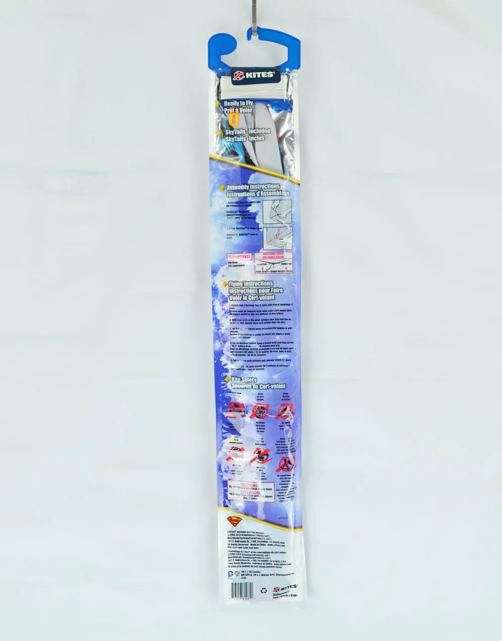X KITES 23" DC Comics Superman SKYDIAMOND Poly Diamond KITE Assembles in seconds